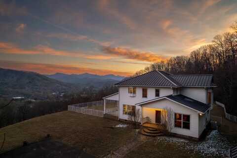 184 Porch View Dr., Sylva, NC 28779