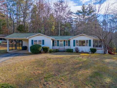 79 Jennings Dr, Franklin, NC 28734