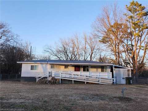 403 W Argyle ST, Sallisaw, OK 74955