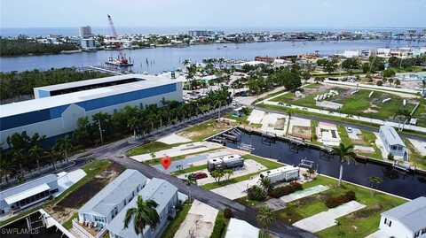 21 Doubloon Way, Fort Myers Beach, FL 33931