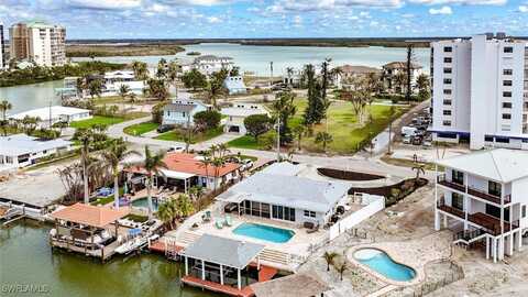 121 Estrellita Drive, Fort Myers Beach, FL 33931