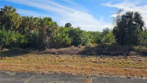 811 Opal Court, Labelle, FL 33935