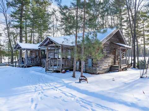 1074 CIRCLE DR, Eagle River, WI 54521