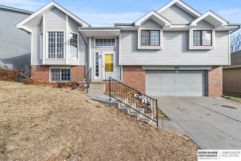 3303 N 150 Avenue, Omaha, NE 68116