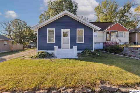 4621 Fort Street, Omaha, NE 68104