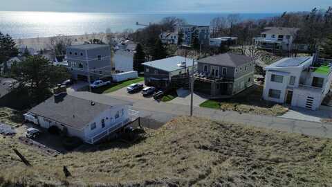 134 Prospect Street, Grand Haven, MI 49417