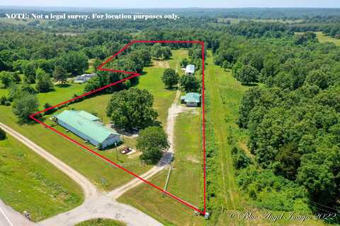 24 63 Highway, Thayer, MO 65791