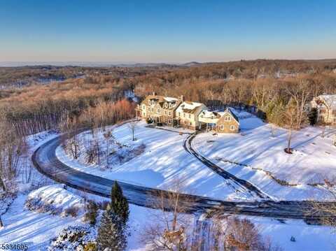 28 Forest Hill Dr, Sparta, NJ 07871