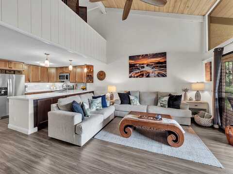 68-3840 LUA KULA ST unit: C200, Waikoloa, HI 96738