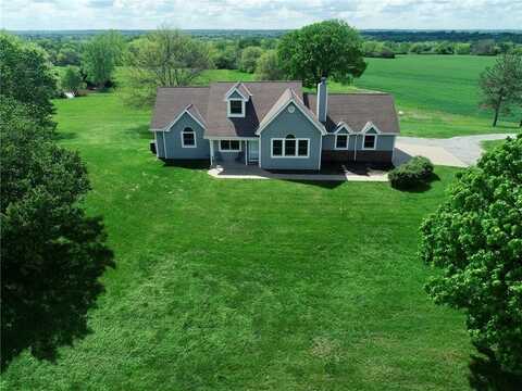 29300 Victory Road, Paola, KS 66071