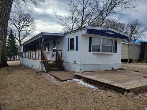 92 Rohr St. #17, Arnolds Park, IA 51331