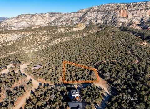 White Cliffs Dr, Orderville, UT 84758