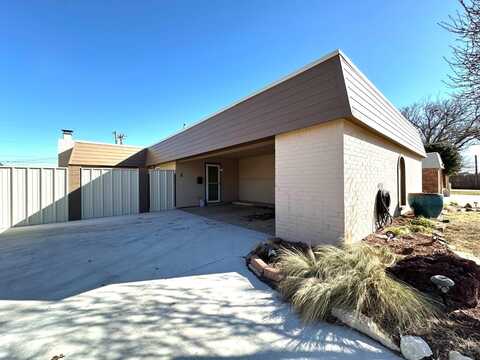 6911 Gary Avenue, Lubbock, TX 79413