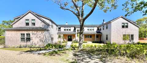 5 Briggs Road, Edgartown, MA 02539