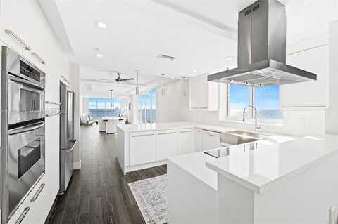 704 N Ocean Blvd, Pompano Beach, FL 33062
