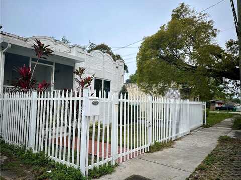 1284 NW 39 ST, Miami, FL 33142