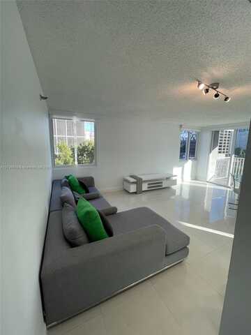 800 N Miami Ave, Miami, FL 33136