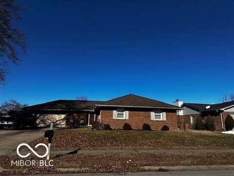 4620 Woodcrest Drive, Columbus, IN 47203