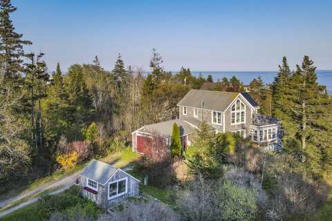 12 Cliff Road, Bristol, ME 04554