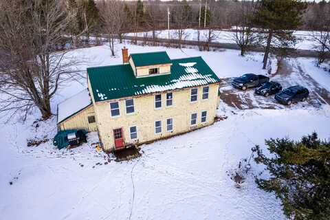 60 Raymond Hill Road, Raymond, ME 04071