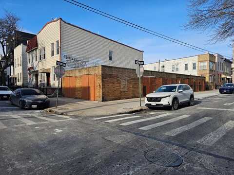 519 Fairview Avenue, Ridgewood, NY 11385