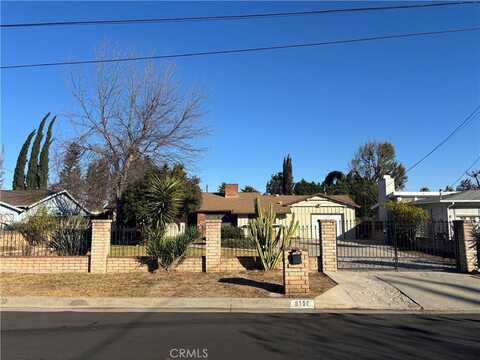 8150 Geyser Avenue, Reseda, CA 91335