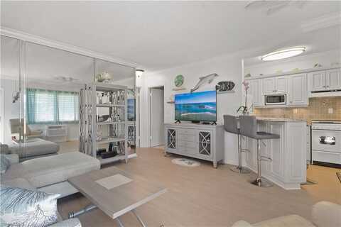 167 N Collier, MARCO ISLAND, FL 34145