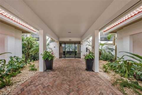 5880 Via Lugano, NAPLES, FL 34108