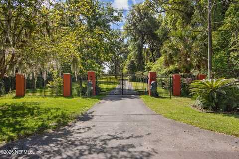 2703 HOLLY POINT Road E, Orange Park, FL 32073