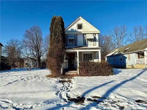 358 W Myrtle Avenue, Youngstown, OH 44511