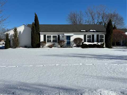 6811 Farmingdale Lane, Mentor, OH 44060