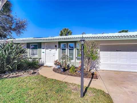 18 Oakwood Drive North, Englewood, FL 34223