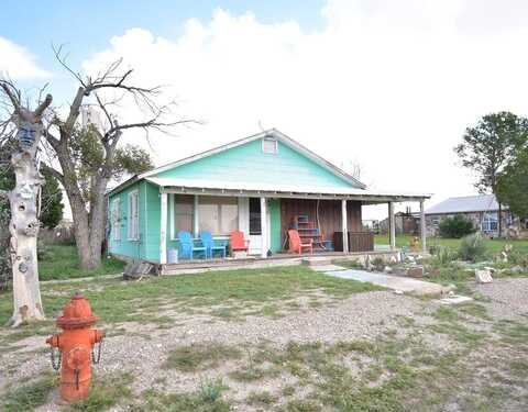 501 NE 8th St, Marathon, TX 79842