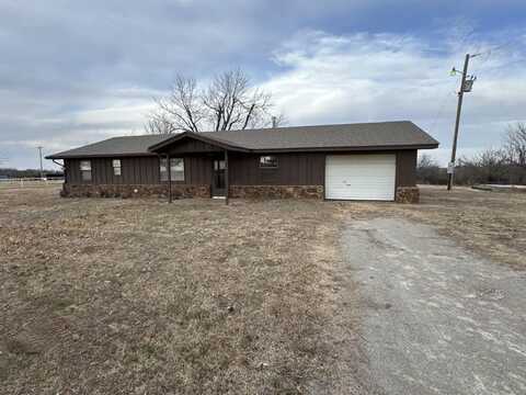 1716 W 9th Street, Cushing, OK 74023