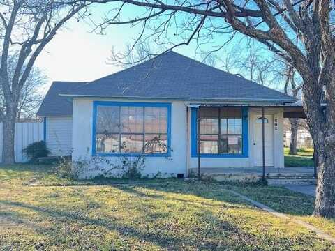 202 Hensley Street, Jacksboro, TX 76458