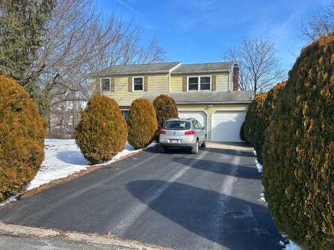 12 Wren Rd, Gilbertsville, PA 19525