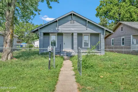 504 S Highland Avenue, Joplin, MO 64801