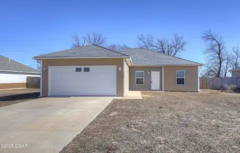 3300 CC Avenue, Baxter Springs, KS 66713