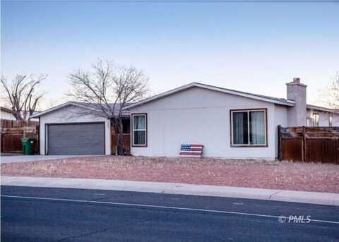 1032 N Navajo Dr, Page, AZ 86040