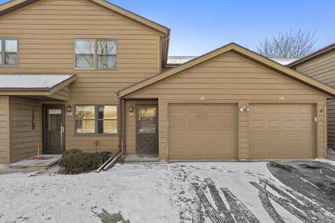 1140 MANOR Drive, NEENAH, WI 54956