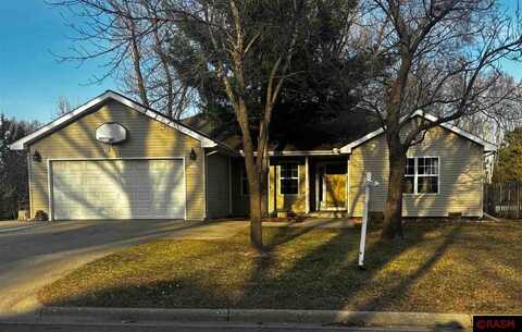 1729 Riggs Road, Saint Peter, MN 56082