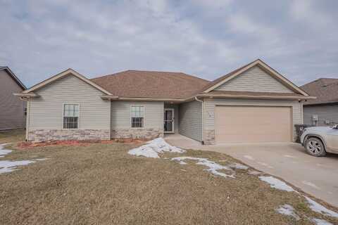 503 E Terrill Road, Moberly, MO 65270