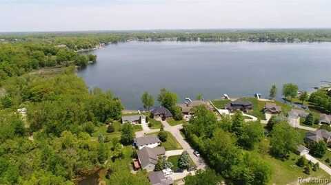 4078 HERON Drive, Lapeer, MI 48446