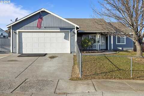 2342 BLUE BIRD DR, Umatilla, OR 97882