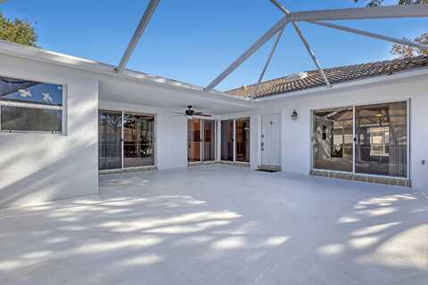 3704 Water Oak Court, Palm Beach Gardens, FL 33410