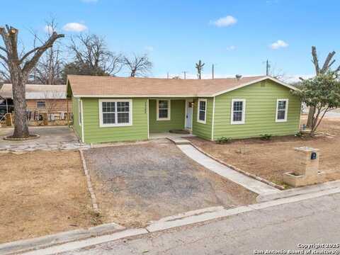 1707 AVENUE U, Hondo, TX 78861