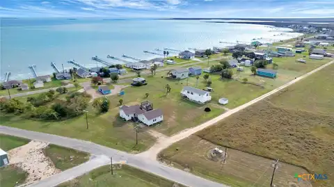 11 Enchanted Lane, Port Lavaca, TX 77979