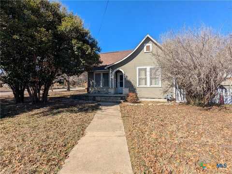 207 W 5th Street, Lampasas, TX 76550