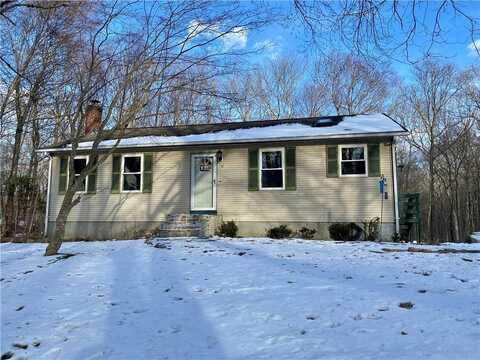 31 Fox Ridge Drive, Richmond, RI 02898