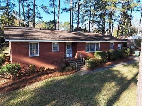 109 Brookwood Dr., Thomasville, GA 31792